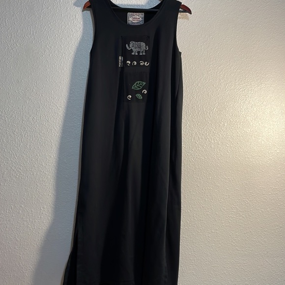 Funwear Factory 2pc set with Elephants 🐘 Medium - Picture 5 of 9